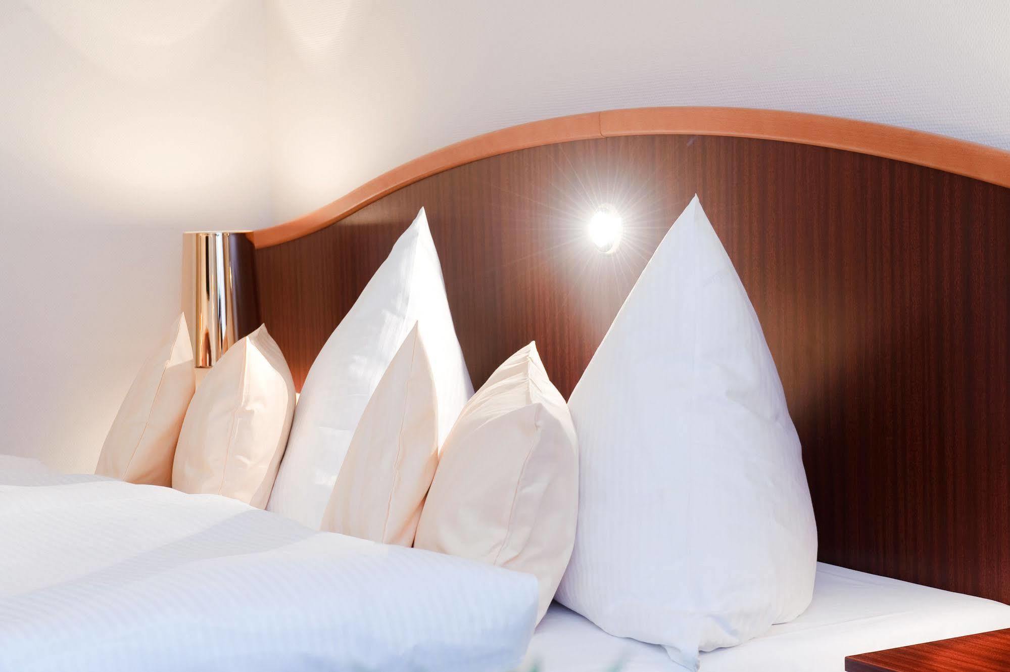 Stadthotel Stern Wißmar Екстериор снимка